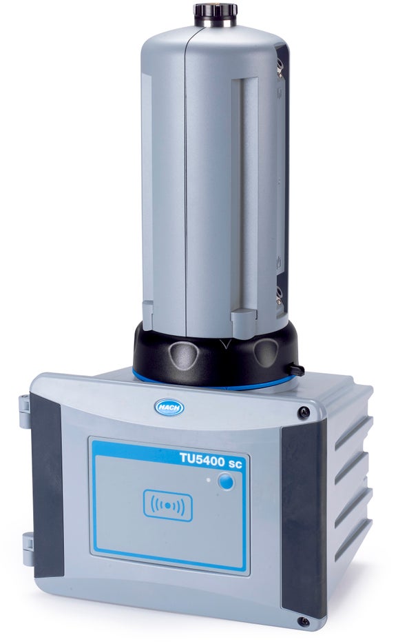 Izjemno natančen laserski turbidimeter za nizke koncentracije TU5400sc, s senzorjem pretoka, samodejnim čiščenjem in preverjanjem sistema, različica EPA
